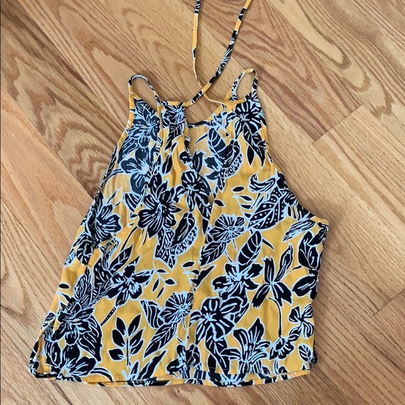 Top - Picture 3 of 3